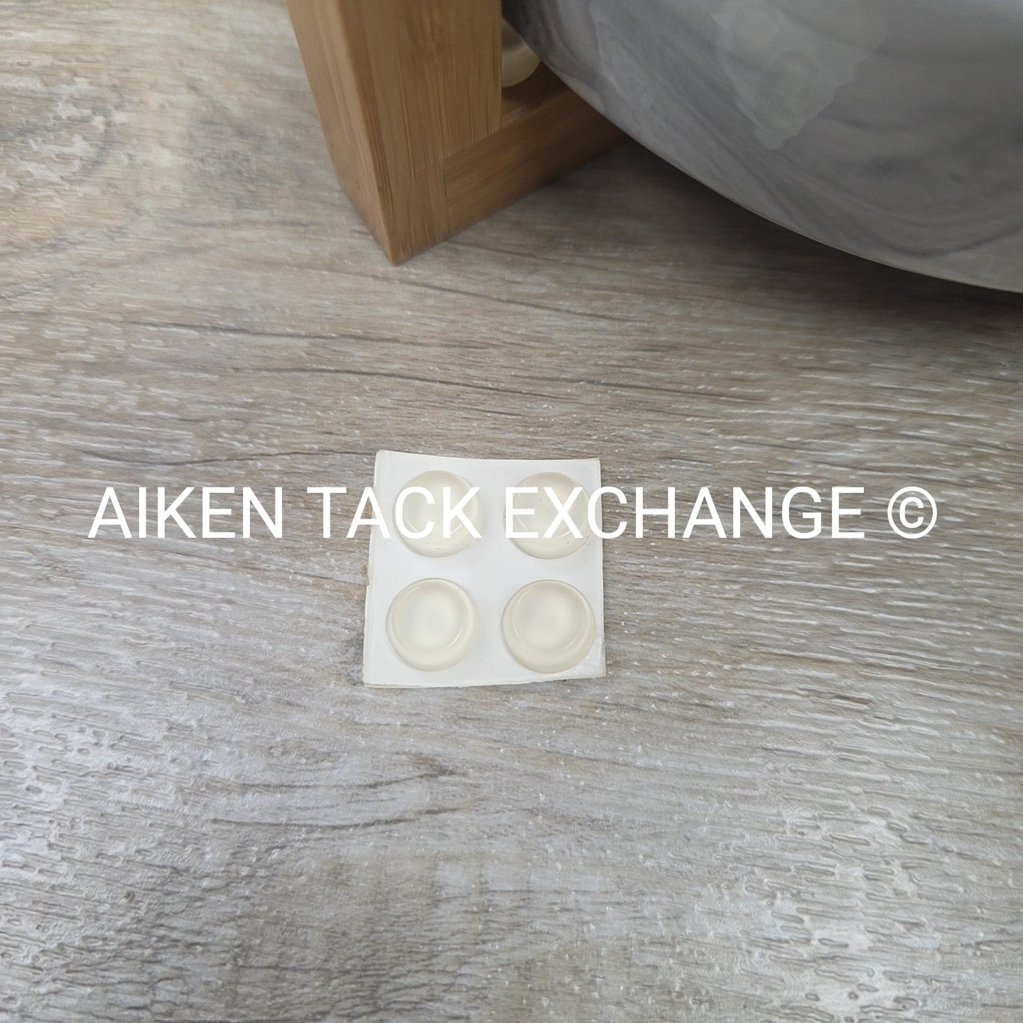 Elevated Ceramic Pet Feeder