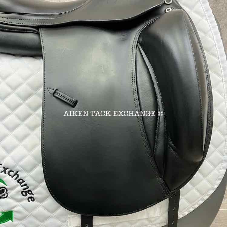 2022 Prestige X-D2 K Zero Dressage Saddle, 17" Seat, Medium Tree, Wool Flocked Pony Panels with Shoulder Relief