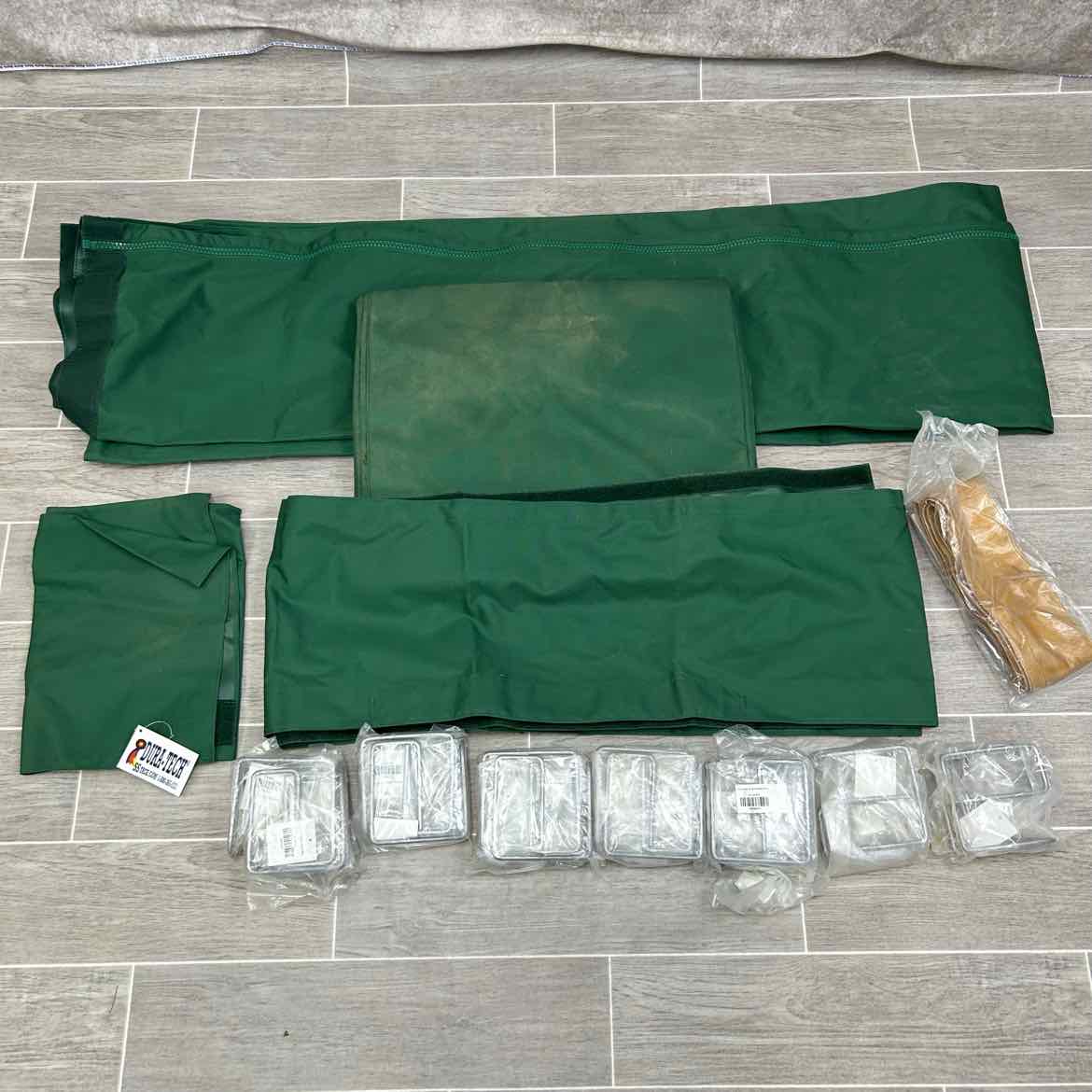 Dura-Tech Six Piece Stall Front Package with 6 Easy-Up Drape Hangers
