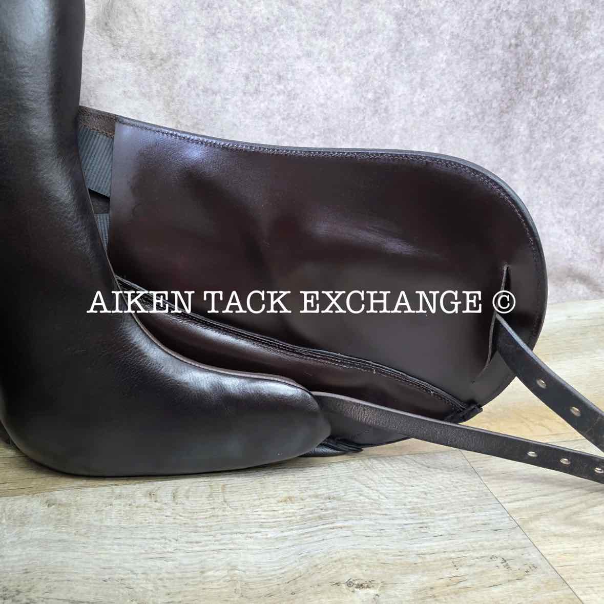 2021 Custom Saddlery Everest R Monoflap Dressage Saddle, 17.5" Seat, Adjustable Tree, Wool Flocked Panels