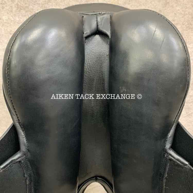 Jorge Canaves by Thornhill Vienna II Dressage Saddle, 18" Seat, 32 Tree - Medium, Wool Flocked Panels