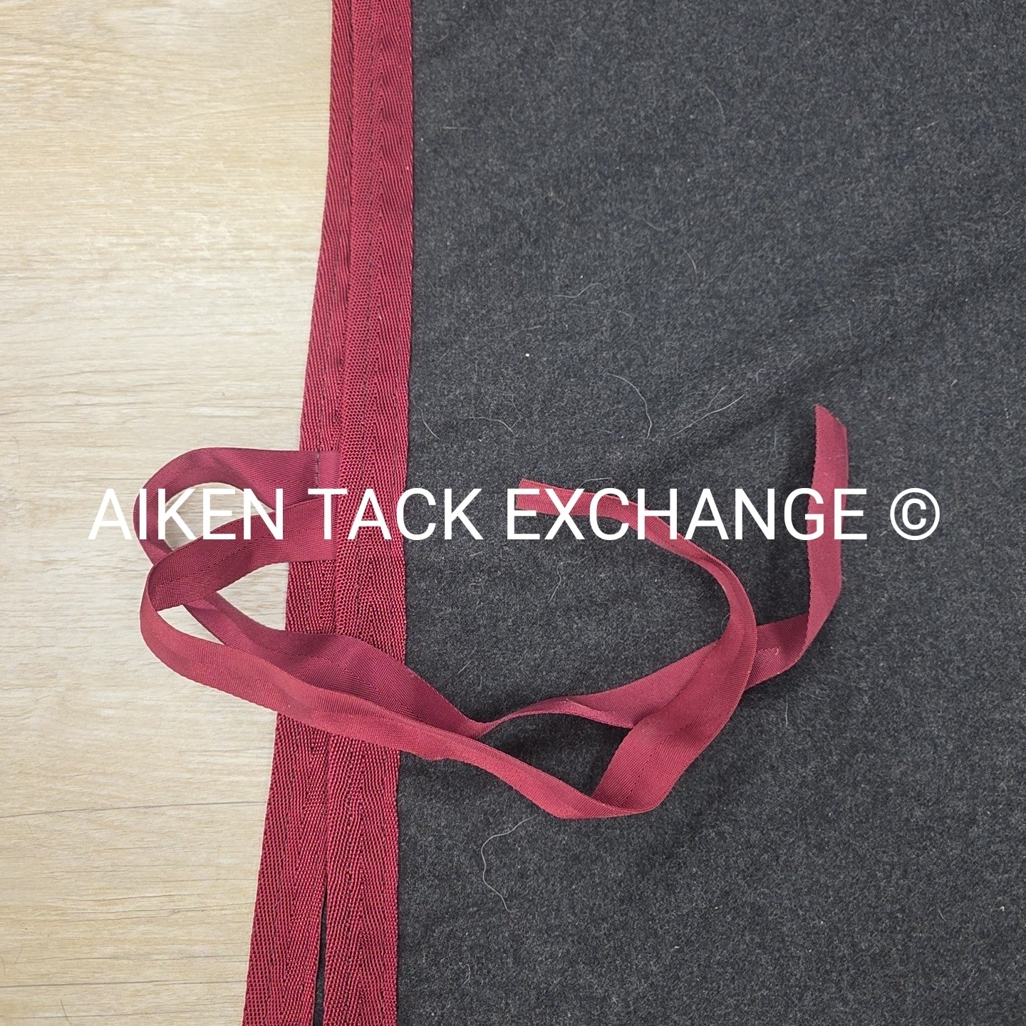 Triple Crown Wool Cooler, 90 x 96