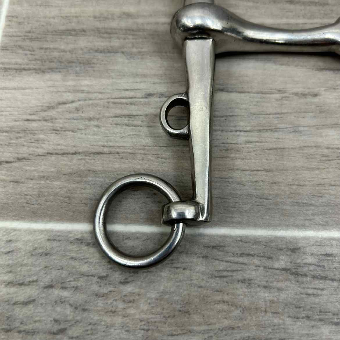 Single Joint Pelham Bit 4.5" (No Curb Chain)
