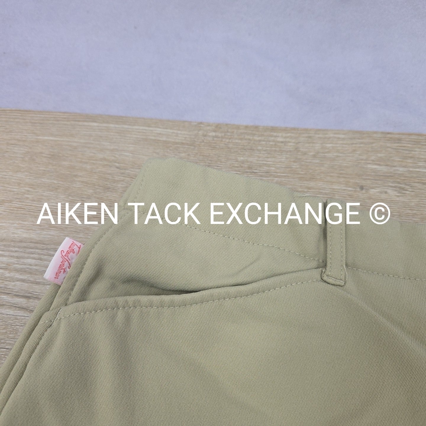 Tailored Sportsman Supreme Hunter Knee Patch Breeches, Size 34 L