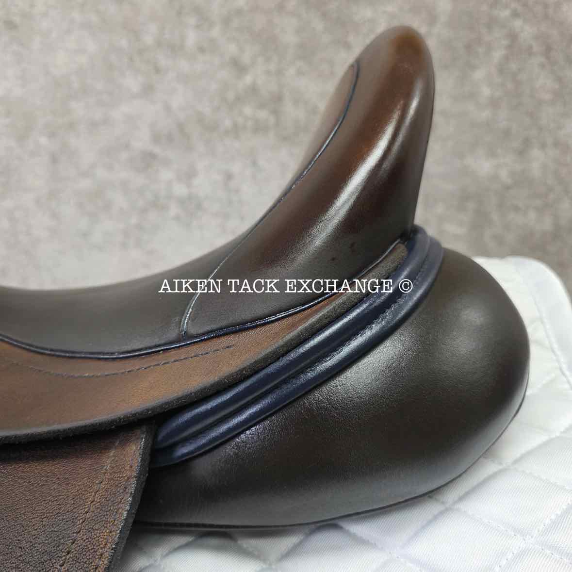 2021 Custom Saddlery Everest R Monoflap Dressage Saddle, 17.5" Seat, Adjustable Tree, Wool Flocked Panels