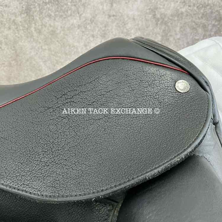 2021 Custom Saddlery Icon Coda W Monoflap Dressage Saddle, 17.5" Seat, Adjustable Tree, Wool Flocked Panels