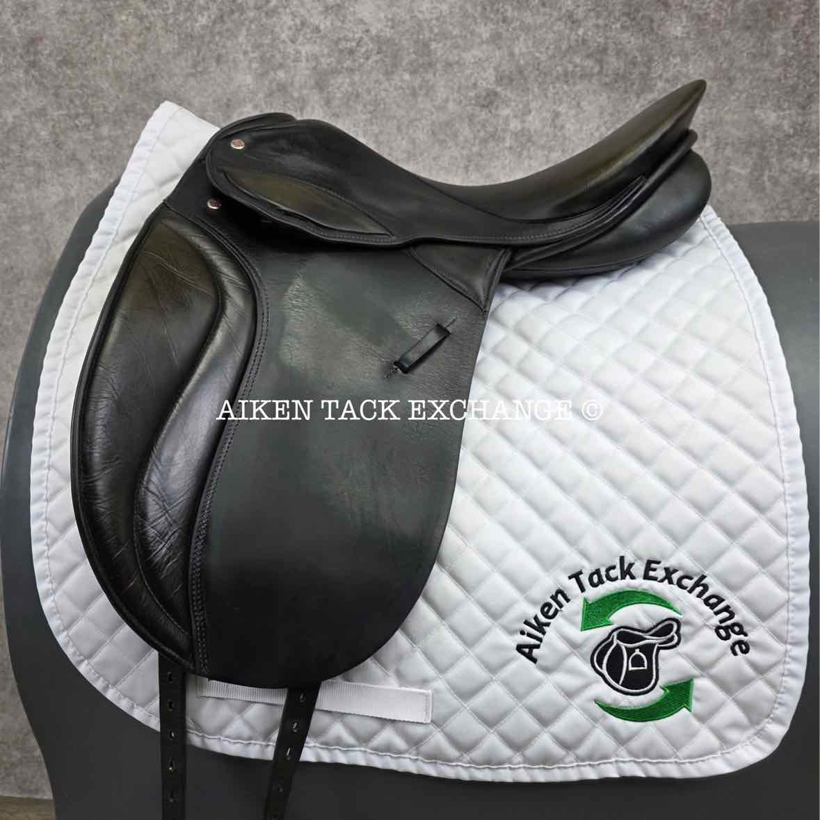 Courbette Lemetex Aristokrat Dressage Saddle, 18" Seat, 31 Tree- Medium Wide, Wool Flocked Panels