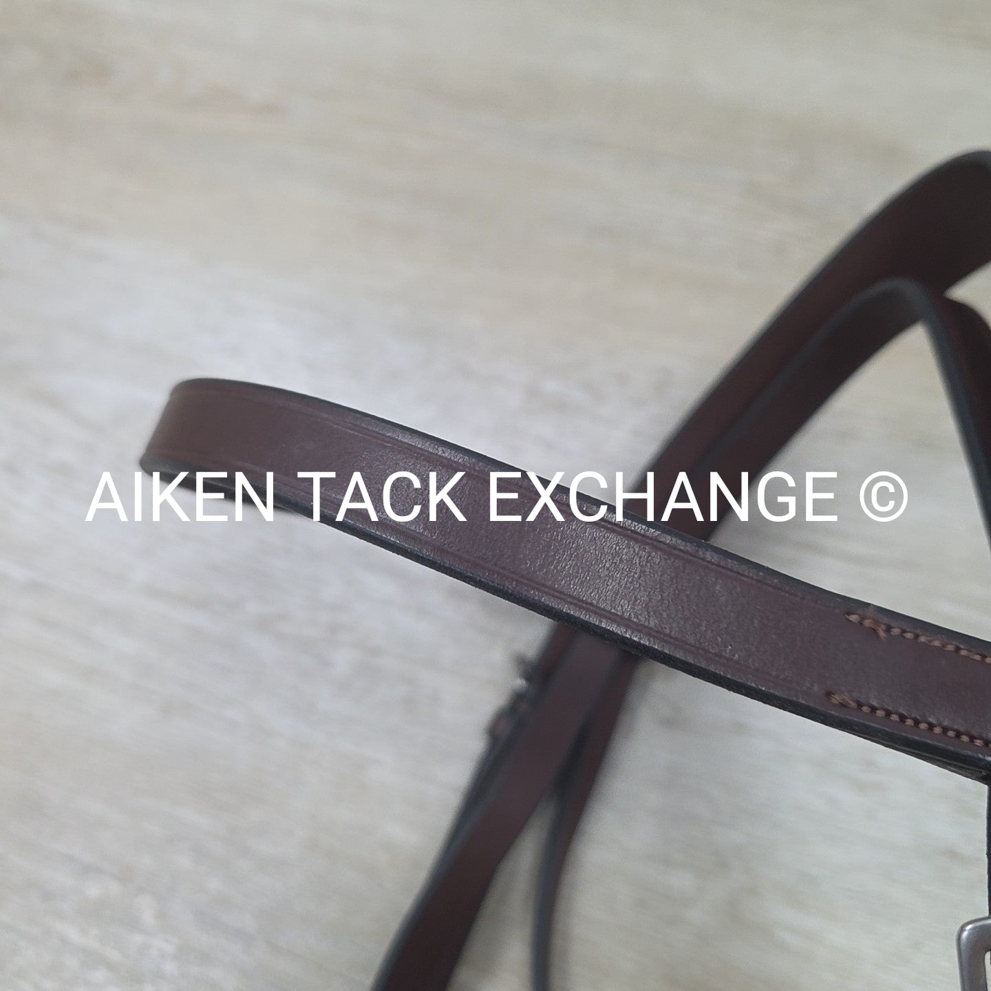 KL Select Foxwell Flat Hunt Bridle with Matching Laced Reins, Brown, Size Full