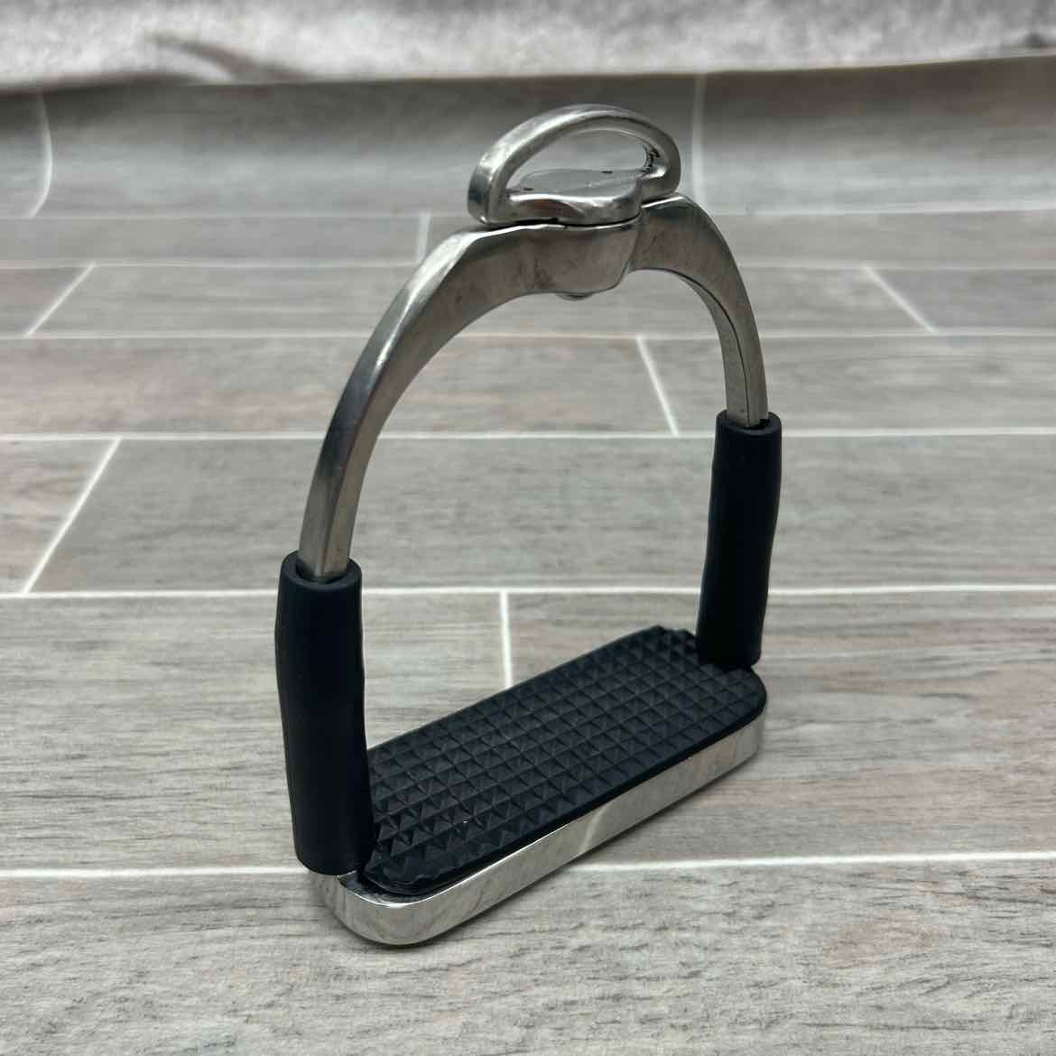 MDC Ultimate Stirrups, 4.75'