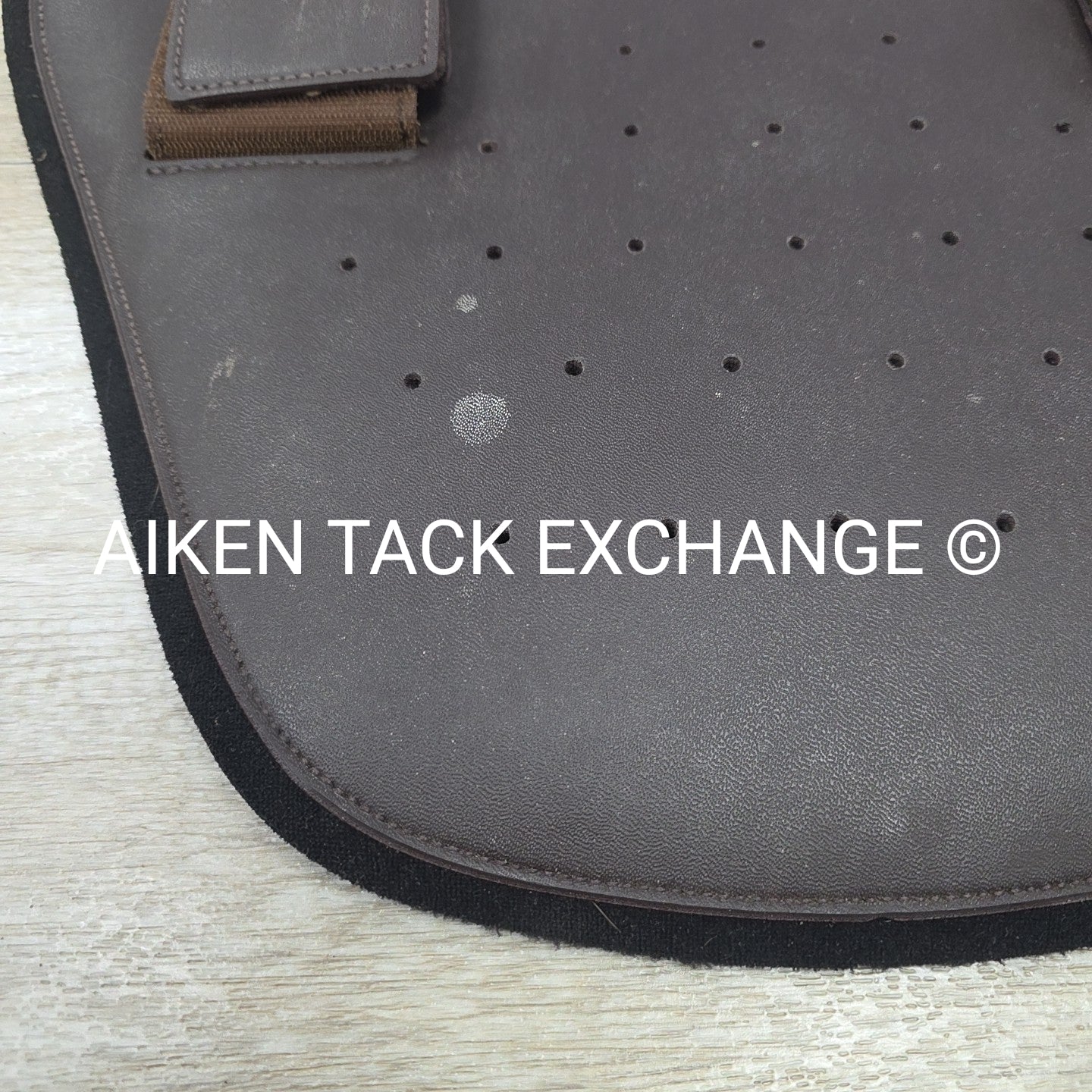 Wintec Belly Guard Stud Guard Girth Attachment, Brown