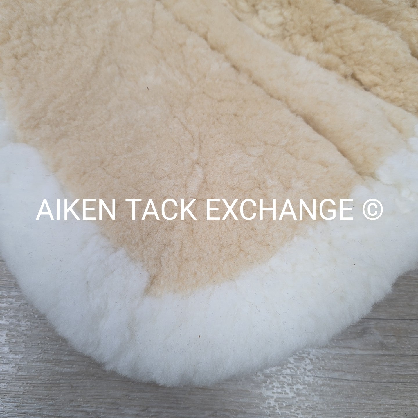 Fleeceworks FXK Classic Sheepskin Half Pad with Rolled Edges, Medium