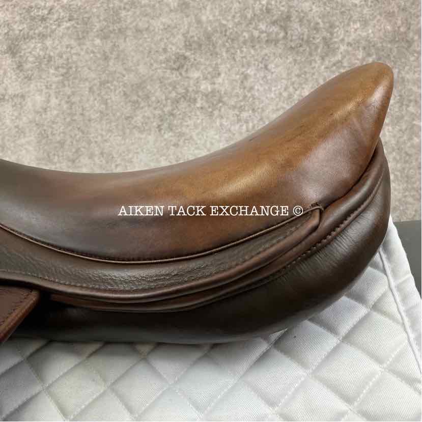 2014 Marcel Toulouse Annice Platinum Genesis Close Contact Jump Saddle, 17.5" Seat, Adjustable Tree, Wool Flocked Panels