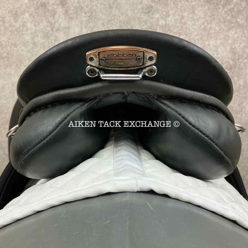 **SOLD** Stubben Endurance Dressage Saddle, 17.5" Seat, Short Flap, 31cm Tree - Medium Wide, Wool Flocked Panels
