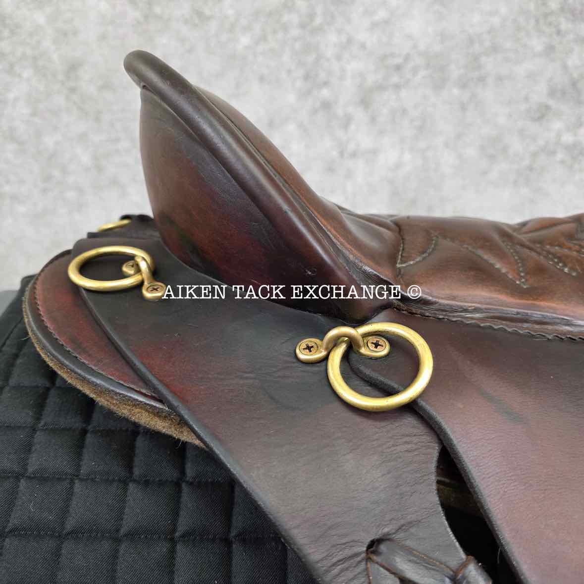 2006 Tucker 159 Endurance Trail Saddle, 16.5" Seat, Medium Tree - Semi QH Bars