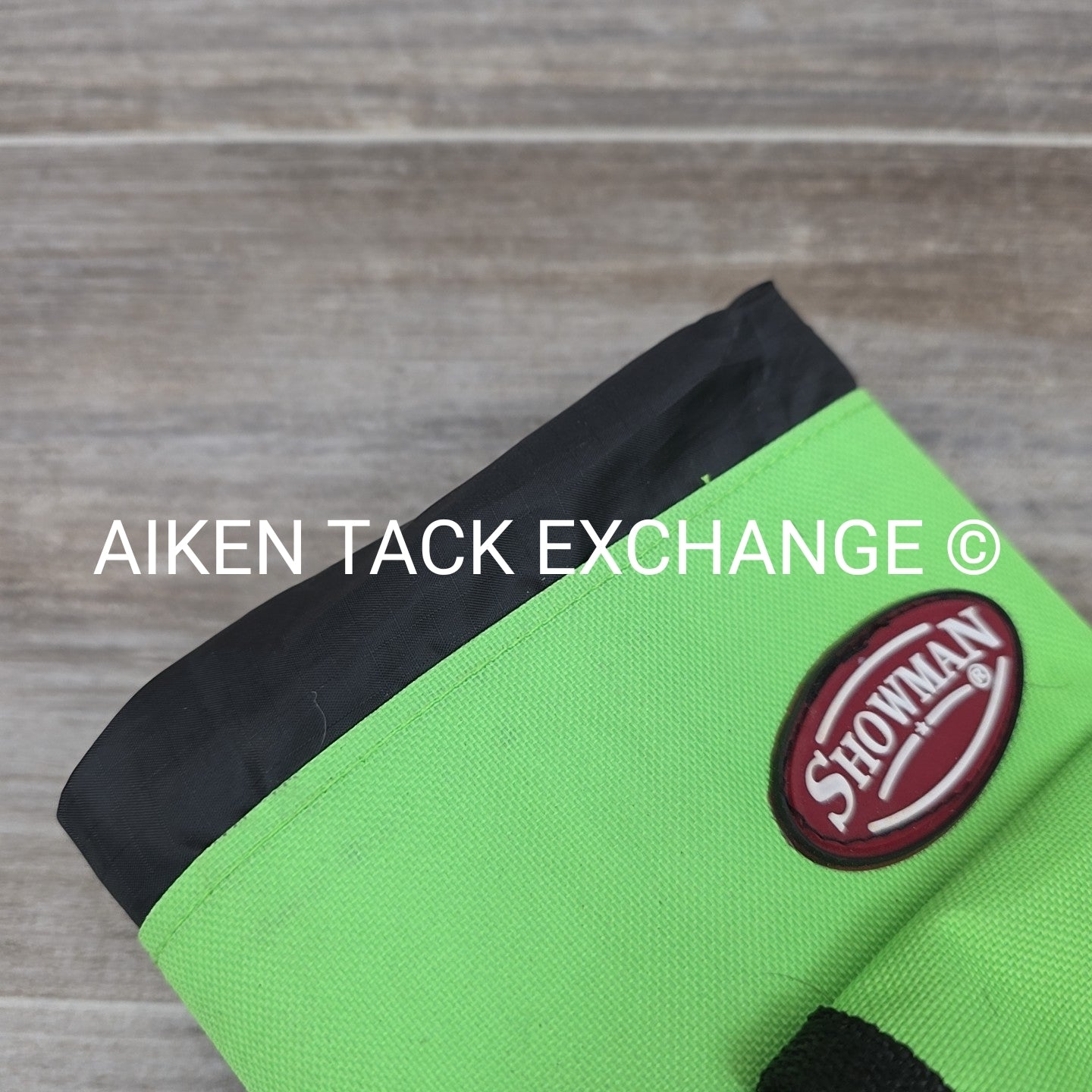 Showman Nylon Insulated Bottle Carrier with Pocket