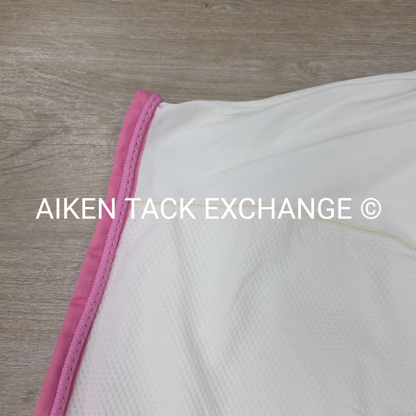 Fenwick Equestrian Pop Star Dress Sheet Sporty Cooler, 68"