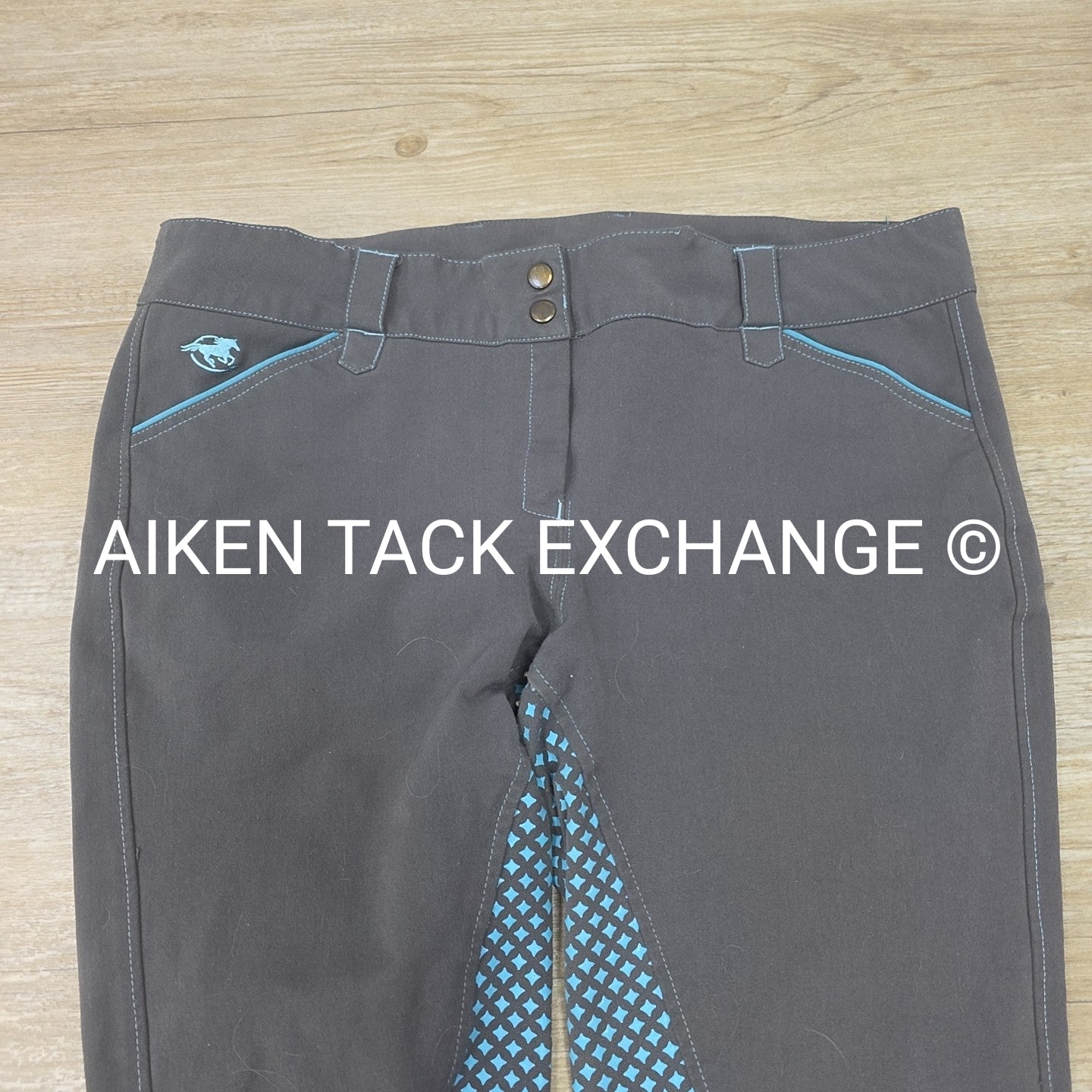BARGAIN BUNDLE: SmartPak Silicone Grip Full Seat & Knee Patch Breeches, Size 40
