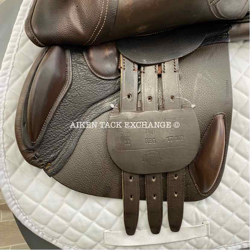 2013 Ovation San Diego Close Contact Jump Saddle, 17.5" Seat, Adjustable Tree - XCH Changeable Gullet, Foam Panels
