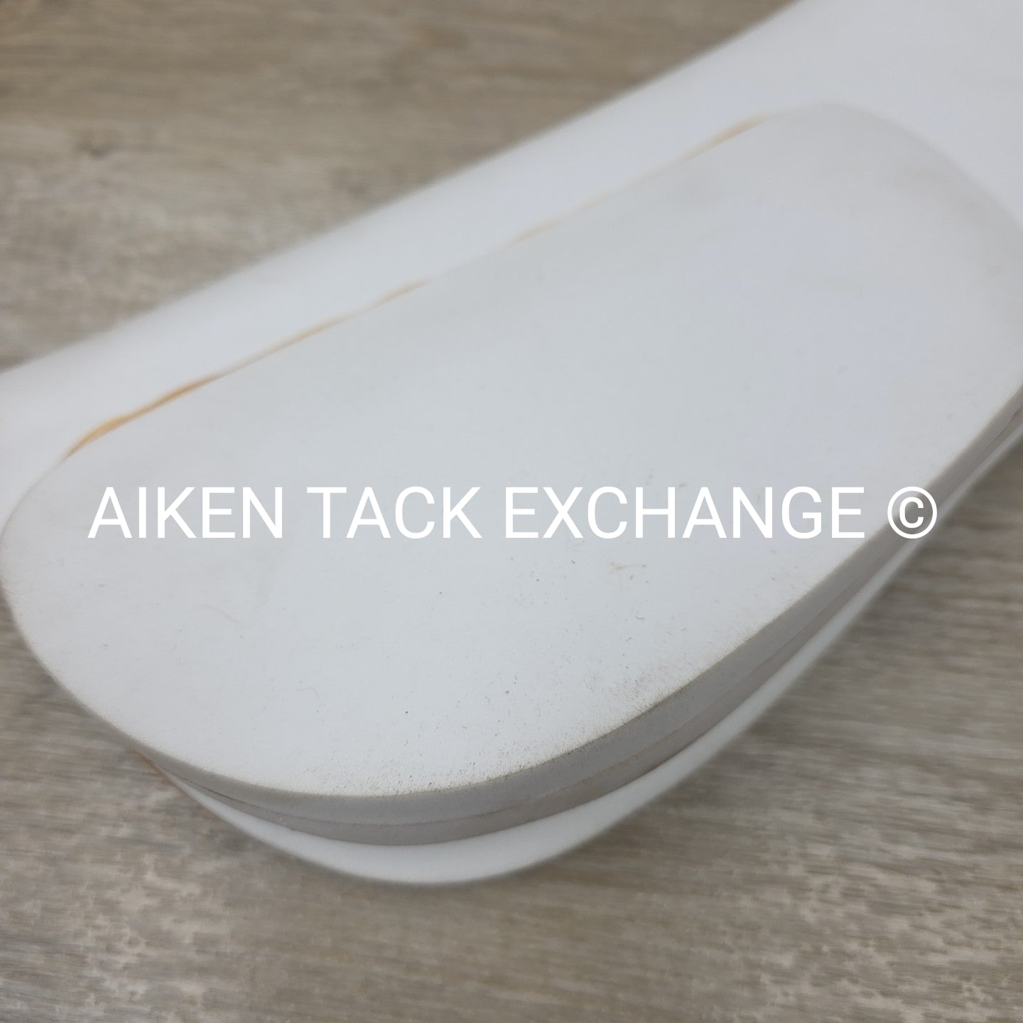 Wintec Raised Comfort Pad w/ Rear Rise
