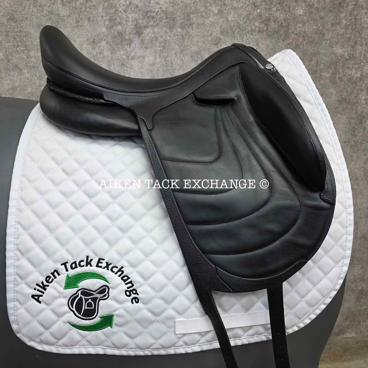 2019 Devoucoux Makila Harmonie Monoflap Dressage Saddle, 18.5" Seat - 004, 2A Flap, Dynamick Tree - Medium, D3D Panels, Full Buffalo Leather