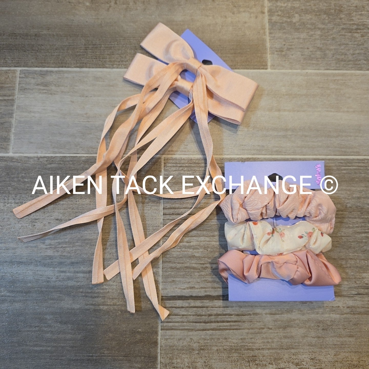 Claire's Hair Bundle - 1 Scrunchie Set, 2 Hair Clips