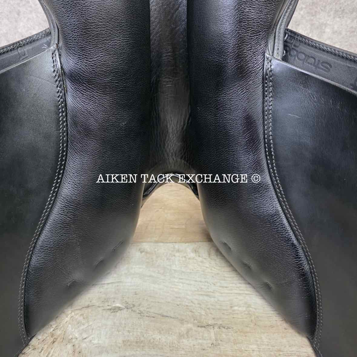 2015 Stubben Genesis Deluxe CL NT Dressage Saddle, 17.5" Seat with Biomex, 28cm Tree - Medium Narrow, Wool Flocked Panels