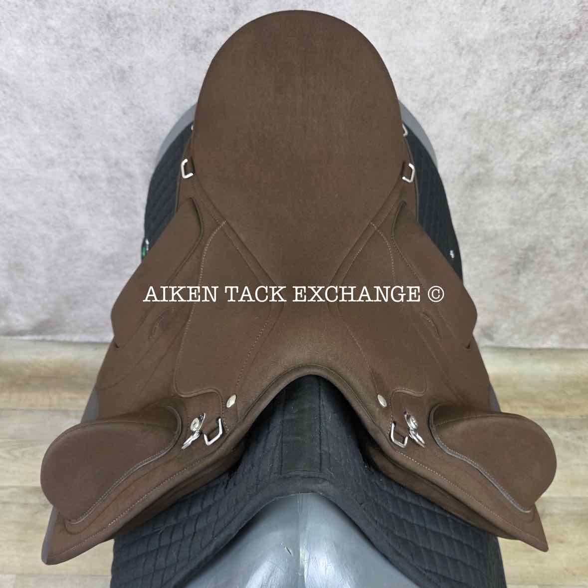 2024 Wintec Pro Endurance Saddle with HART, 18" Seat, Adjustable Tree - Changeable Gullet, CAIR Panels