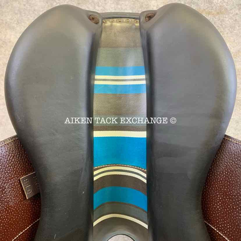 2021 Voltaire Lexington Monoflap Jump Saddle, 17" Seat, 3AAA Flap