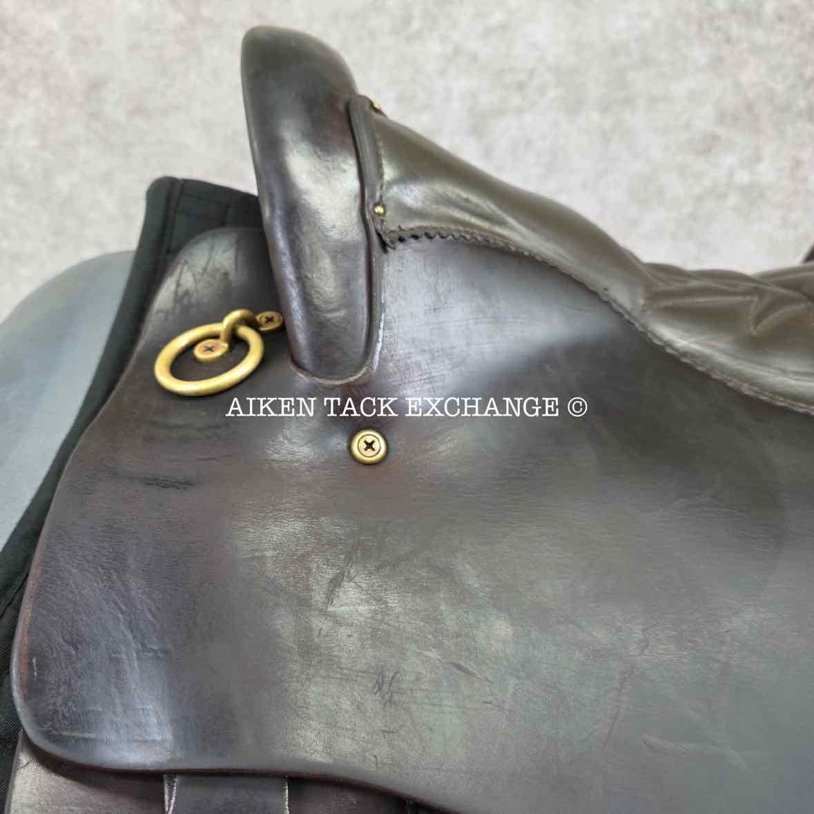 2002 Tucker 159 Endurance Trail Saddle, 16.5" Seat, Medium Tree - Semi QH Bars