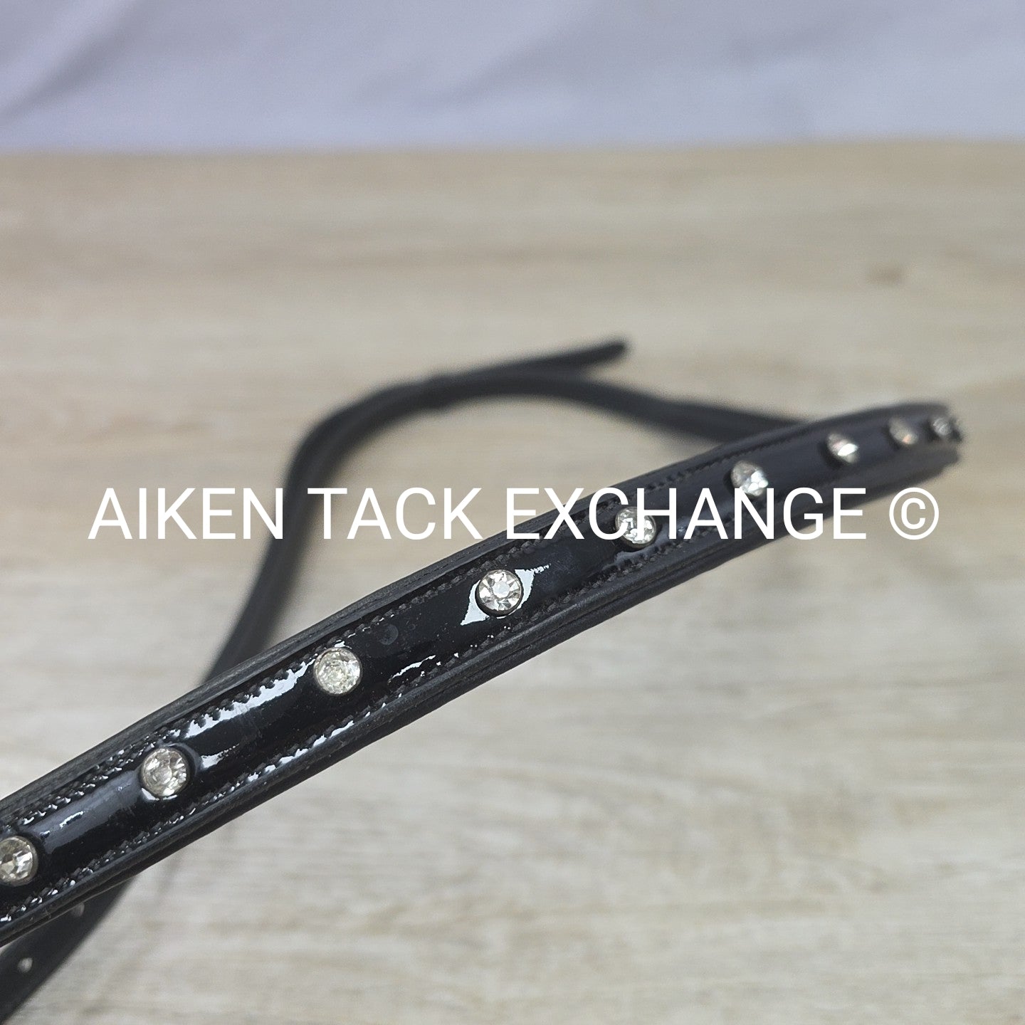Stampede Equestrian Neck Strap, Patent Black