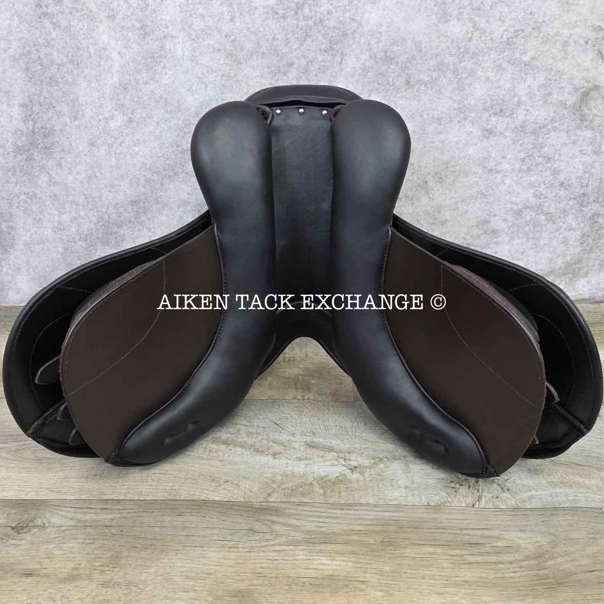Royal Heritage Merida Youth Close Contact Saddle, 15" Seat, Adjustable Tree - Changeable Gullet, Wool Flocked Panels