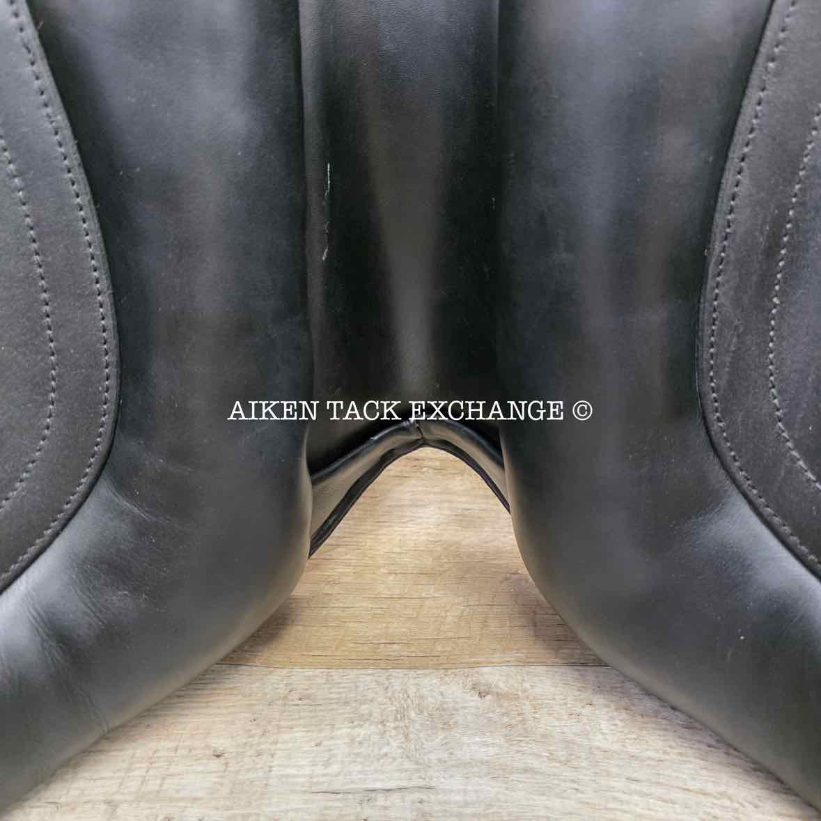 2007 Black Country Eloquence Dressage Saddle, 18" Seat, Wide Tree, Wool Flocked Panels