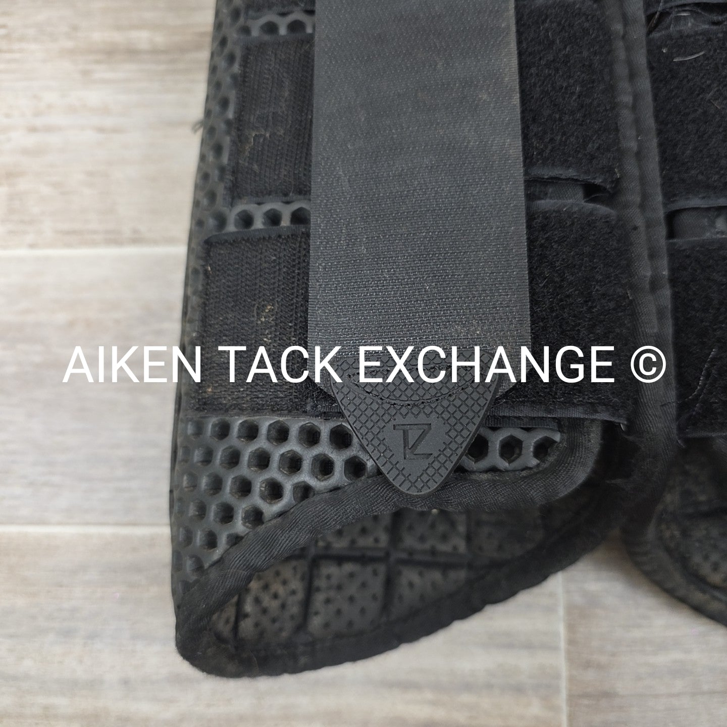 Equilibrium Tri-Zone Impact Sport Hind Boot, Size Small