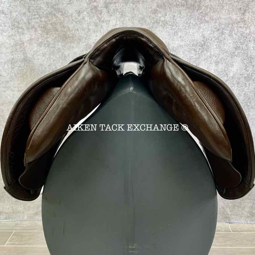 2011 Stubben Artus CS Deluxe Jump Saddle, 18" Seat, 28 cm Tree - Medium, Wool Flocked Panels