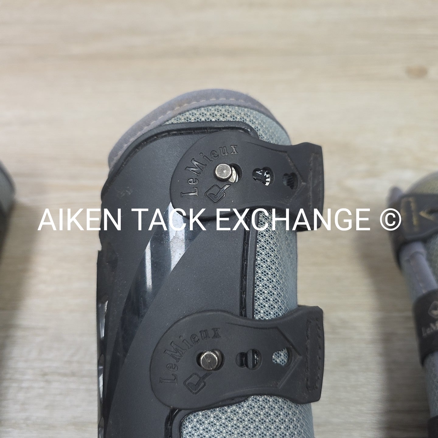BARGAIN BUNDLE: LeMieux Open Front Tendon Boots, Medium Front & Large Hind