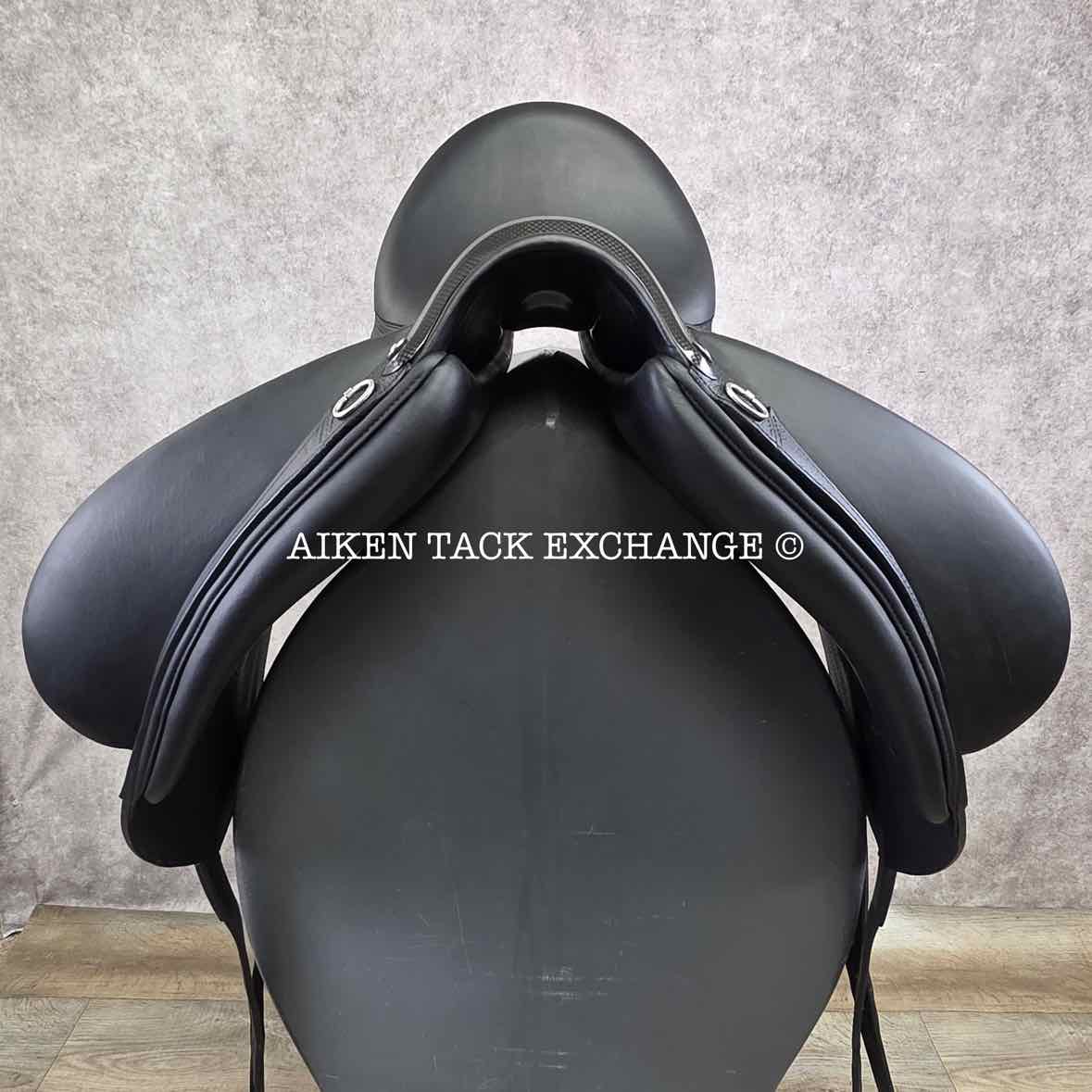 2023 Devoucoux Makila Harmonie Monoflap Dressage Saddle, 17" Seat, 1A Flap - Short, Dynamick Tree - Medium, D3D Panels, Full Buffalo Leather