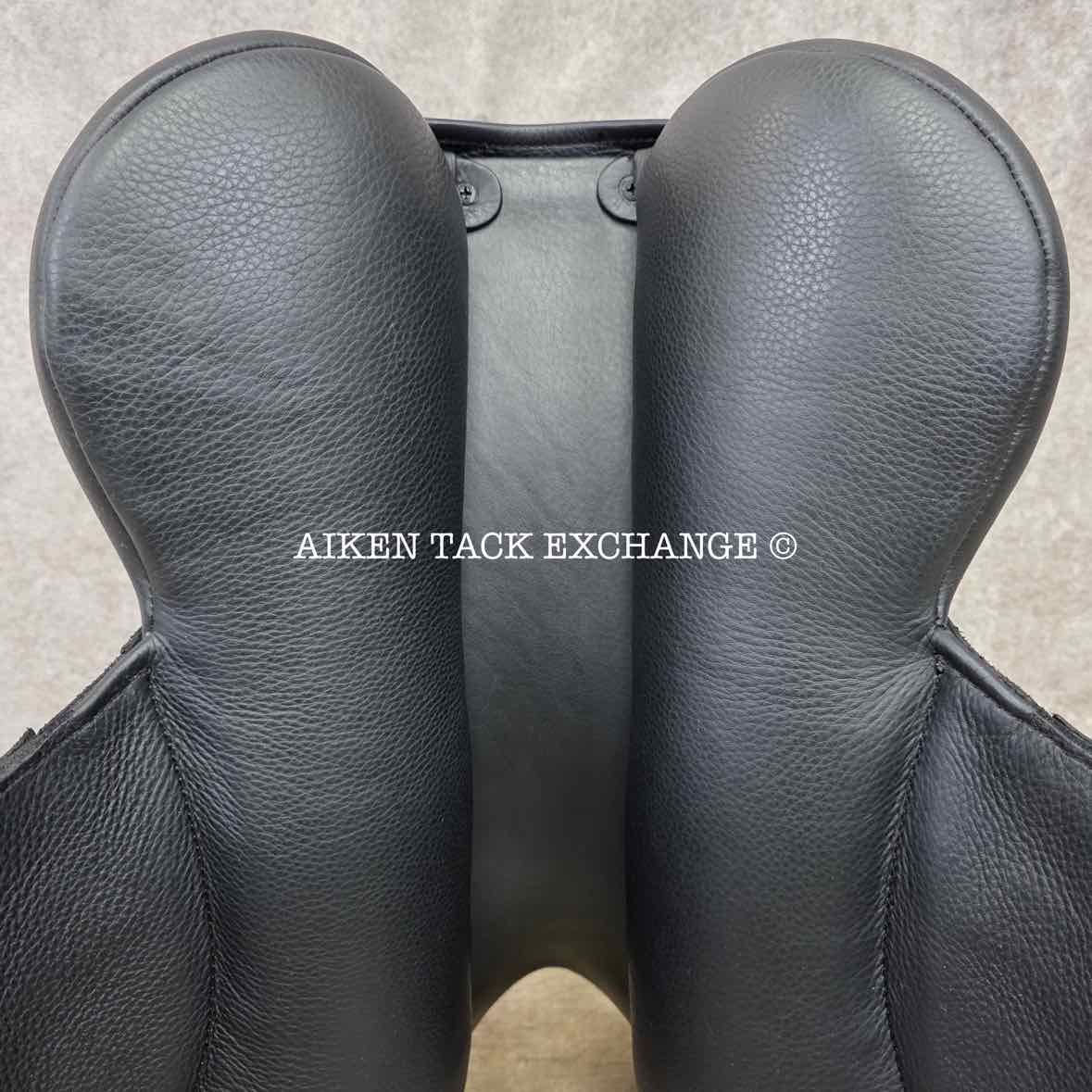 2023 Envy by Custom Saddlery Motion Monoflap Dressage Saddle, 17.5" Seat, Adjustable Tree, Wool Flocked Panels