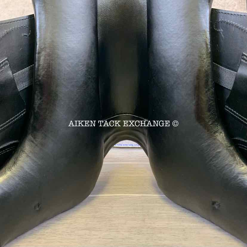 2017 Prestige Passion K Monoflap Dressage Saddle, 17" Seat, 33 Tree - M/MW, Wool Flocked Panels