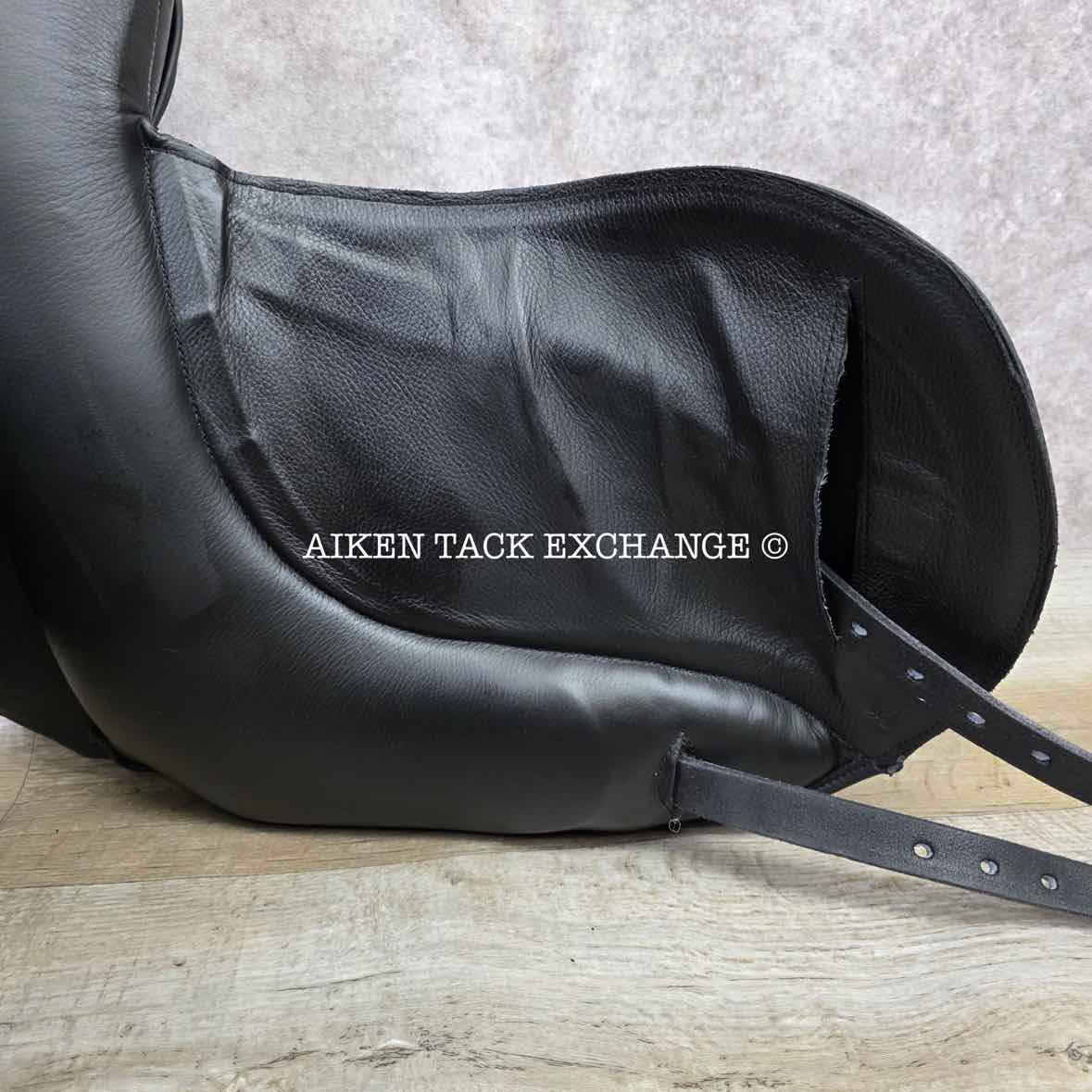 2023 Envy by Custom Saddlery Motion Monoflap Dressage Saddle, 18" Seat, Adjustable Tree, Wool Flocked Panels