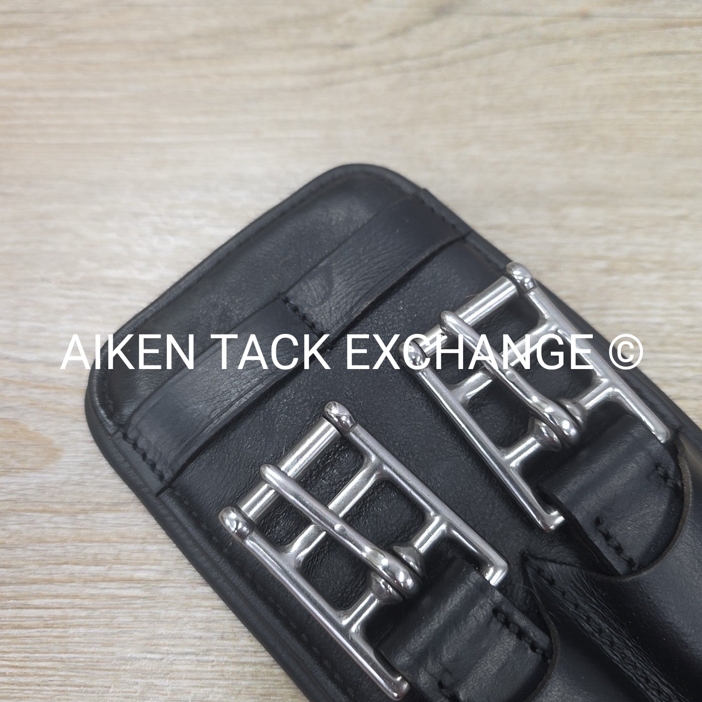 Shires Velociti Lusso Dressage Girth, 26"