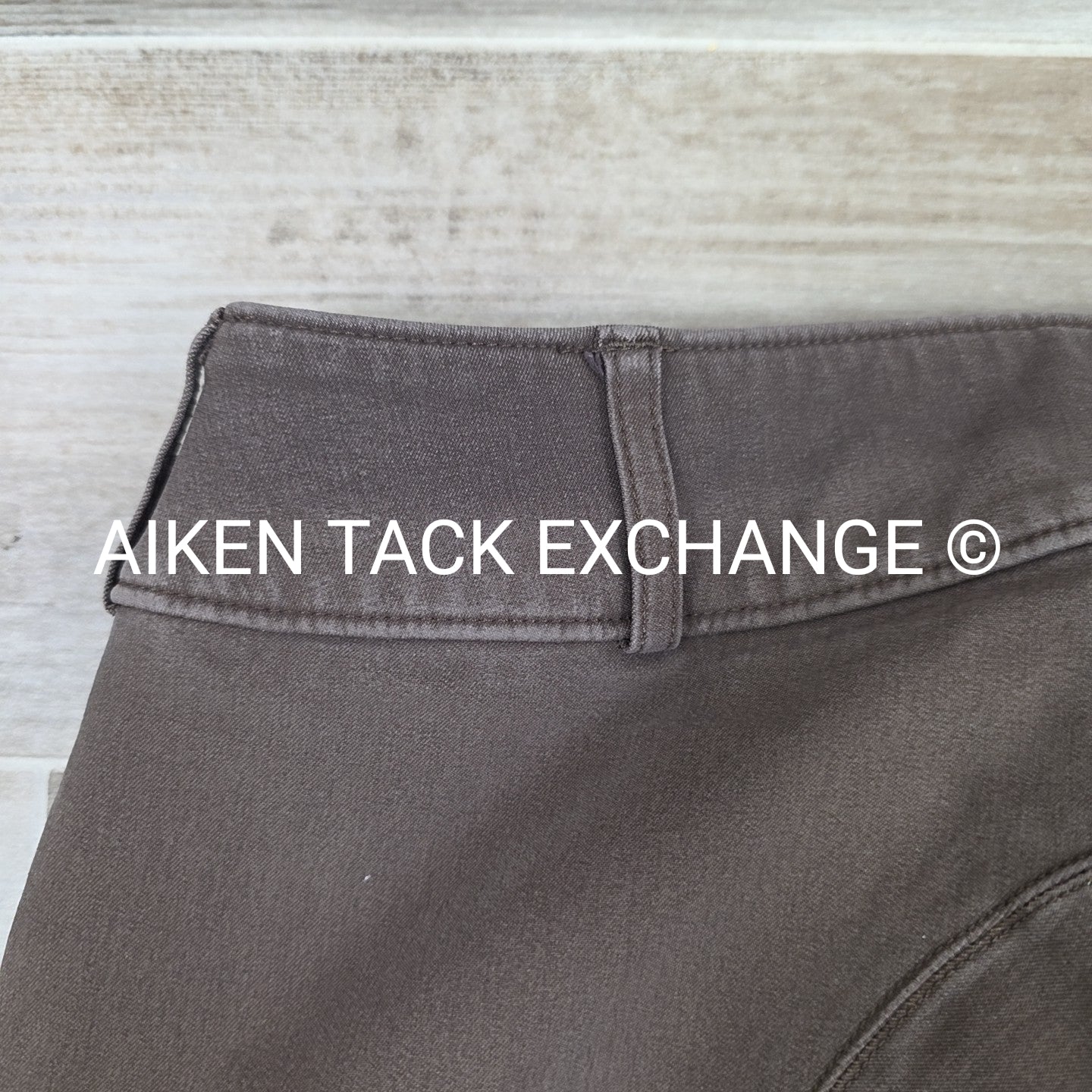 Tailored Sportsman Trophy Hunter Knee Patch Breeches, Size 28 R