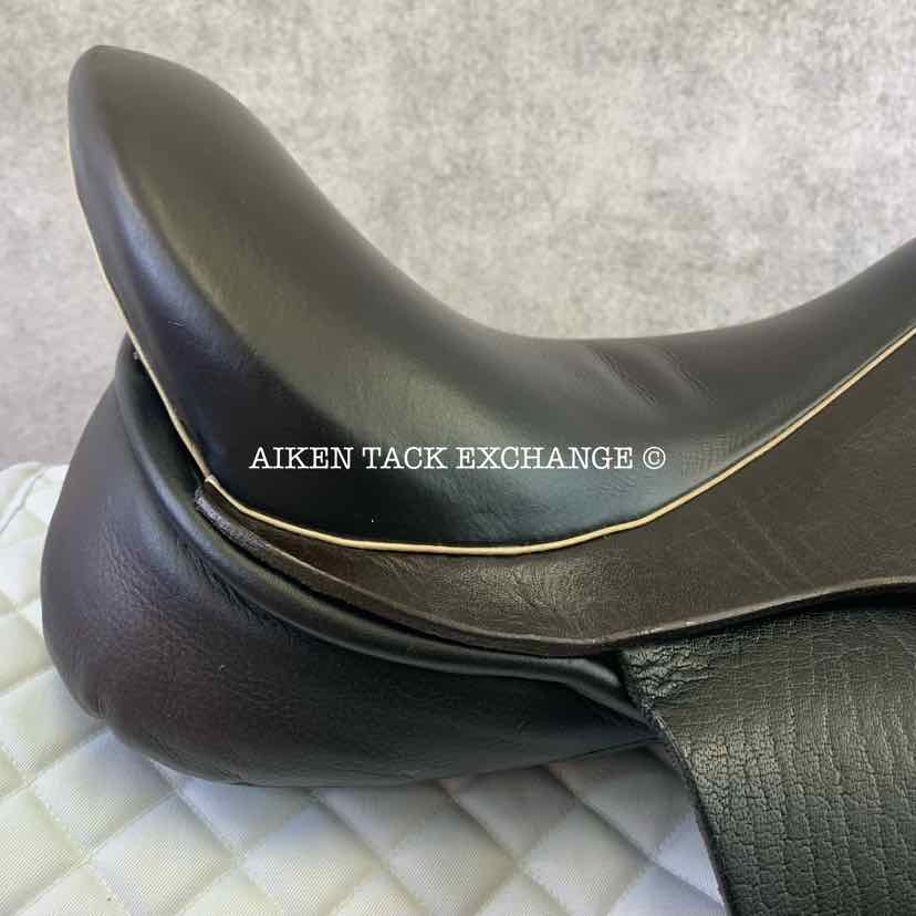 **SOLD** 2019 JRD Bella Dressage Saddle, 17.5" Seat, Medium Tree, Wool Flocked Panels
