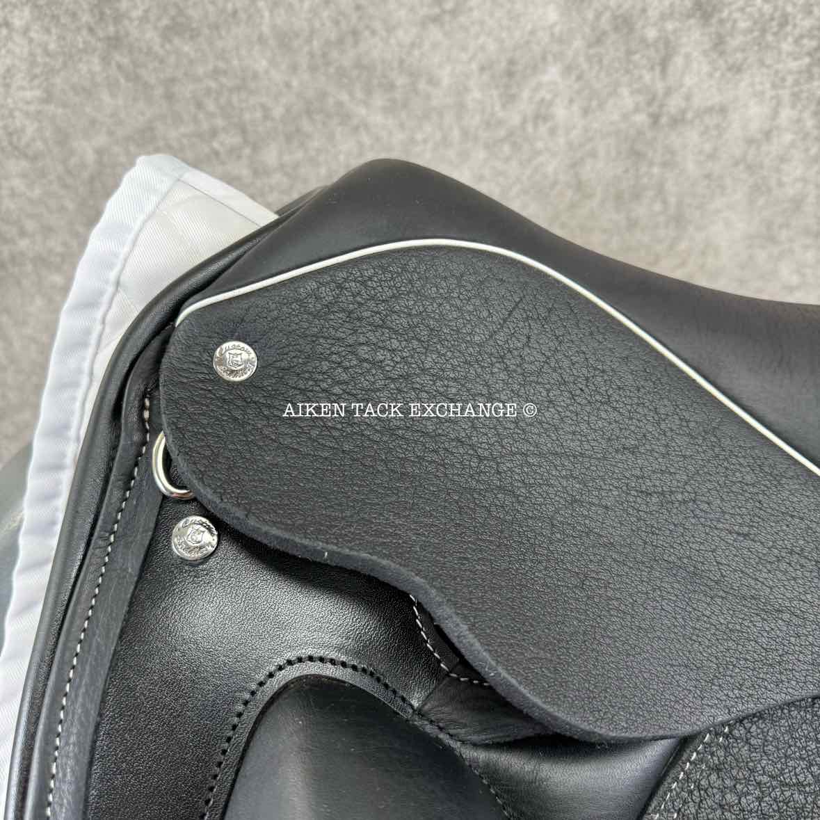2023 Custom Saddlery Wolfgang Solo MKII Monoflap Dressage Saddle, 17.5" Seat, Adjustable Tree, Wool Flocked Panels