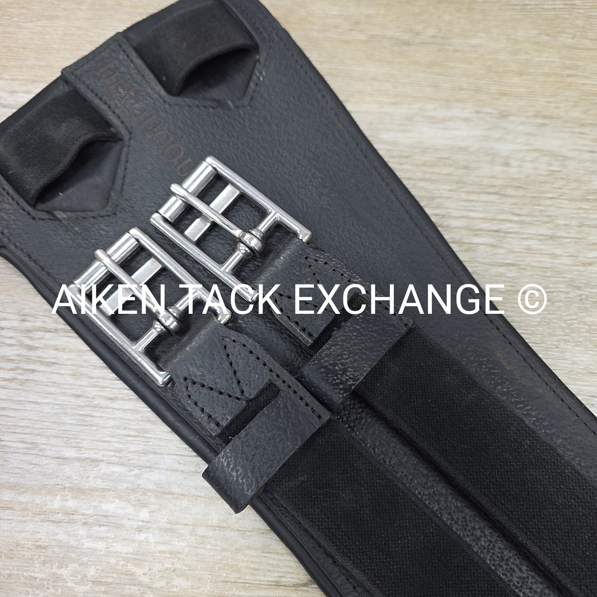 Devoucoux Makila Ergonomic Girth, Black, 28"
