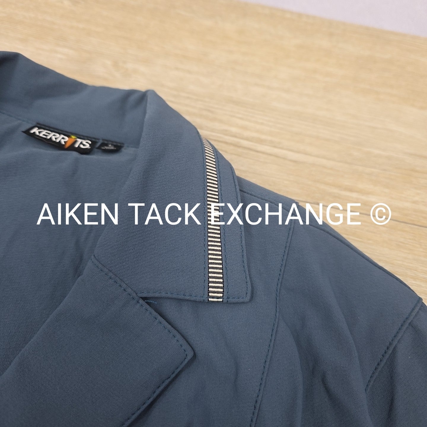 Kerrits Stretch Competitor 4 Button Koat, Size Large