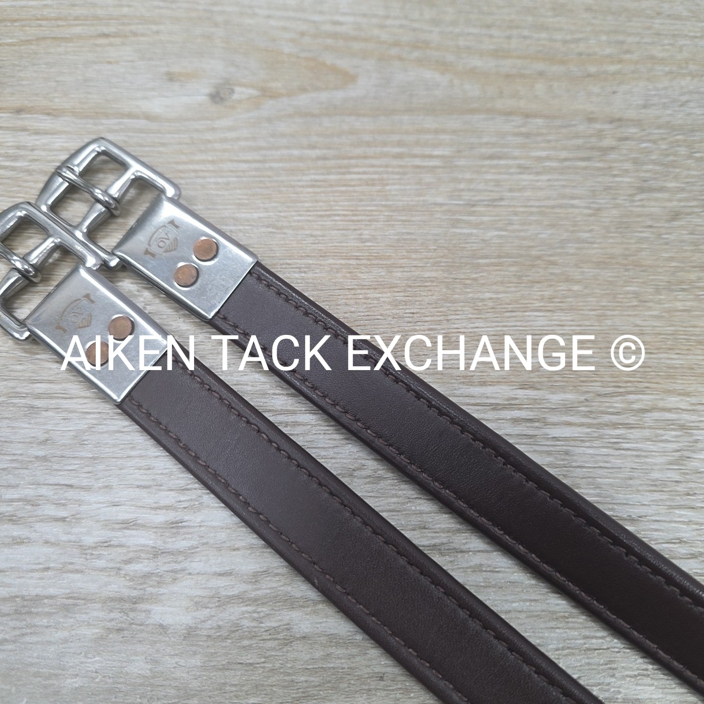 Ovation Covered Stirrup Leathers with Clasp End, Dark Brown, 54"