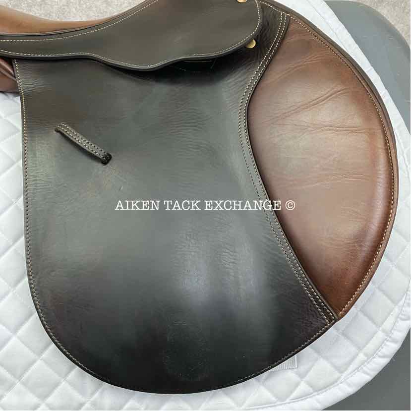 **SOLD** 2008 Bates Close Contact Jump Saddle, 17.5" Seat, Adjustable Tree - Changeable Gullet, CAIR Panels