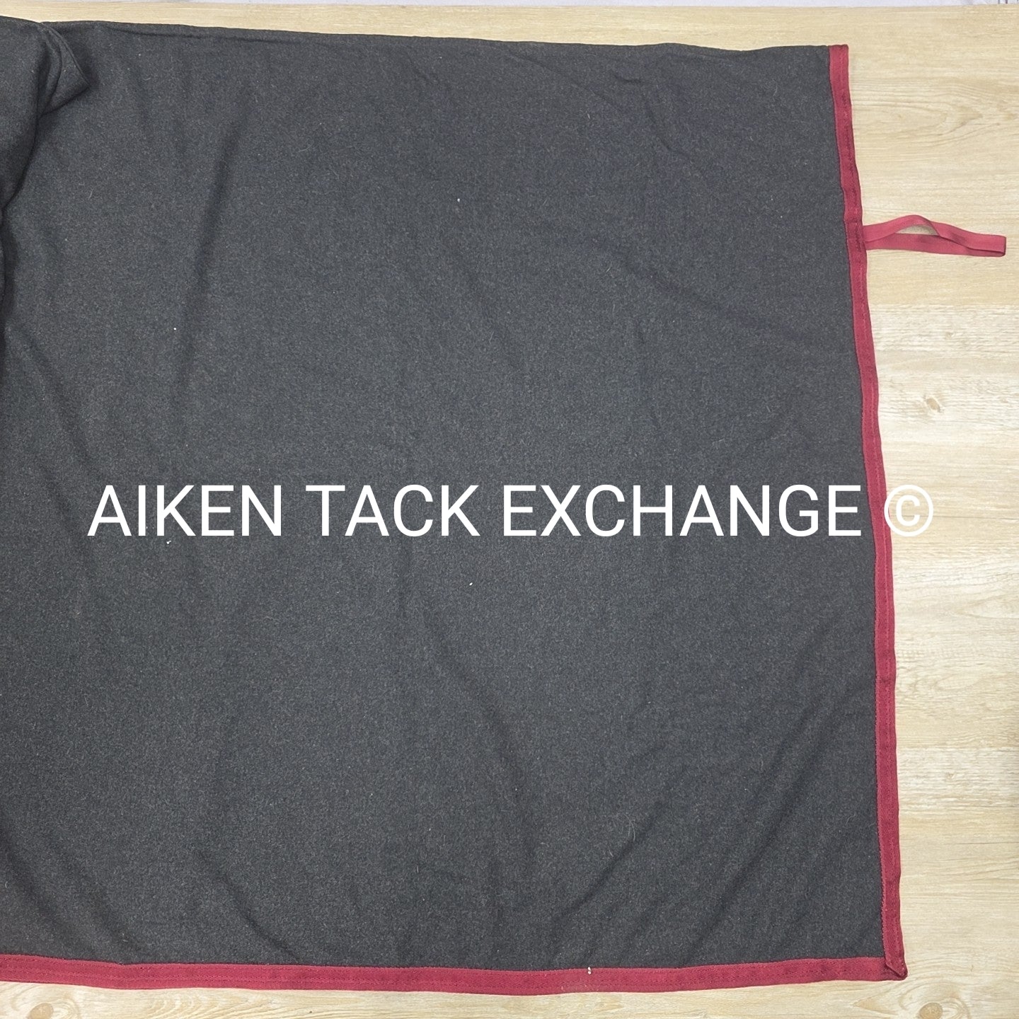 Triple Crown Wool Cooler, 90 x 96