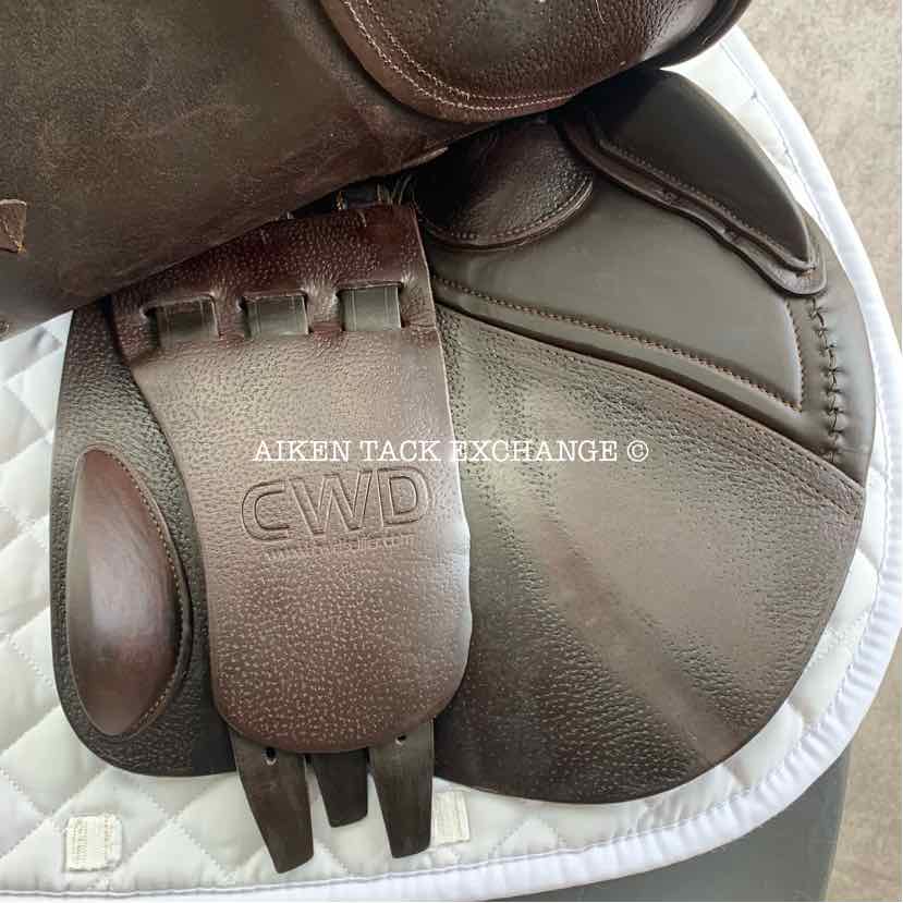 **SOLD** 2011 CWD SE02 Close Contact Jump Saddle, 17.5" Seat, 3C Flap, Medium Tree, Foam Panels