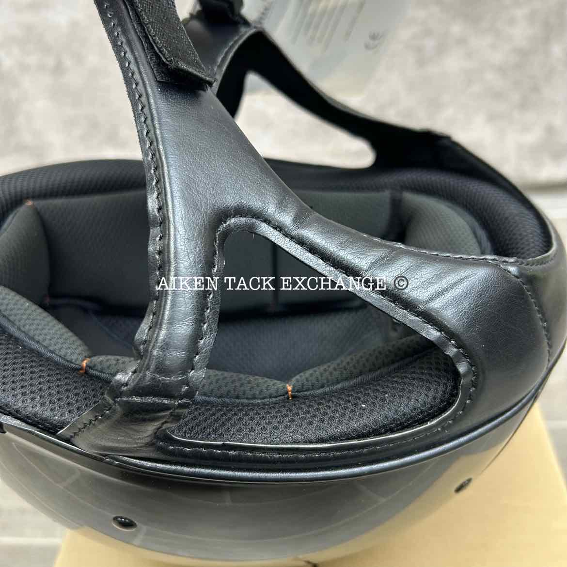 Samshield Shadow Race Glossy Helmet, Size 6 7/8 (55) MFG Date 11/2017